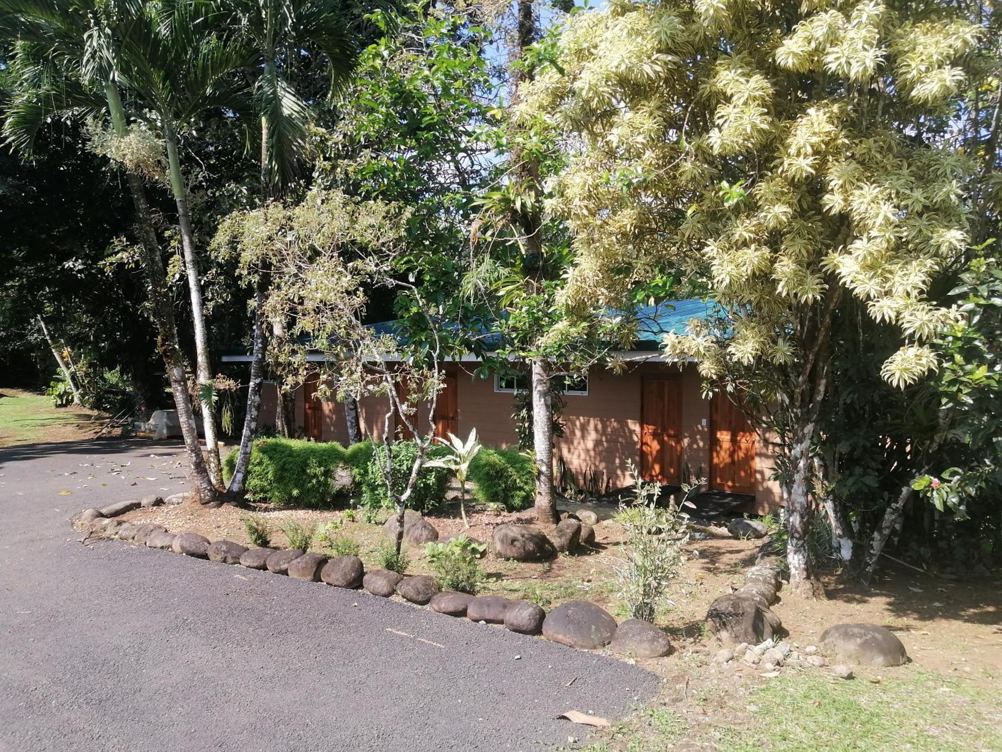 Villas Josipek La Fortuna Exterior photo